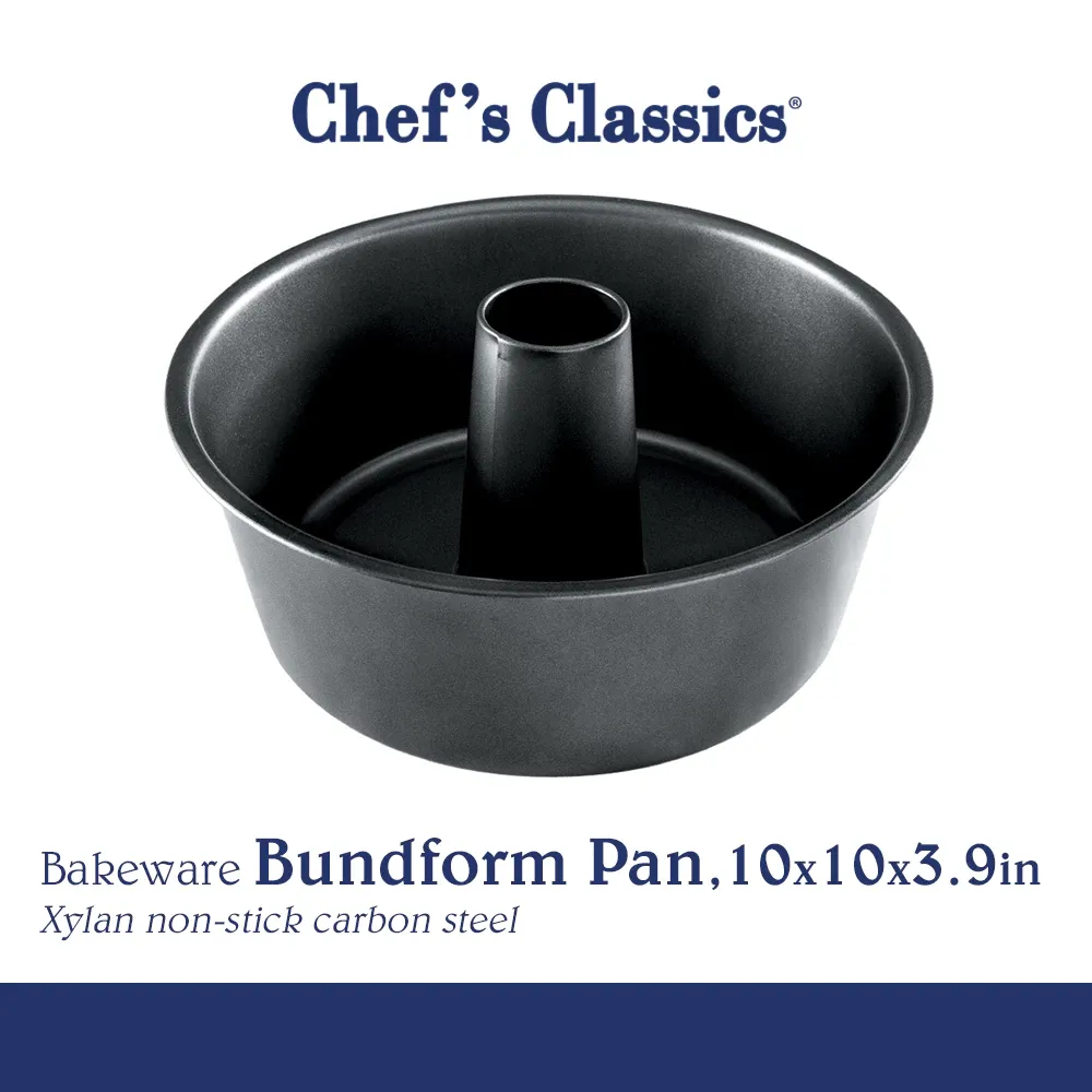 Chef's Classics non-stick carbon steel bundform pan with fluted sides and centre tube, 10 inch