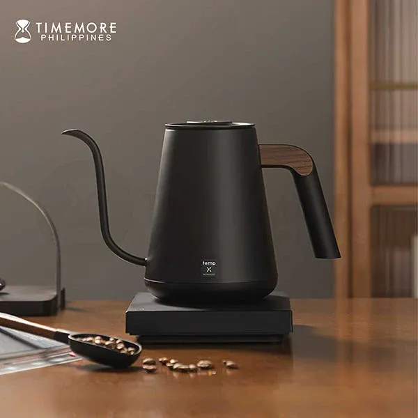 TIMEMORE Fish Pro X 900ml black gooseneck electric pour over kettle on its base