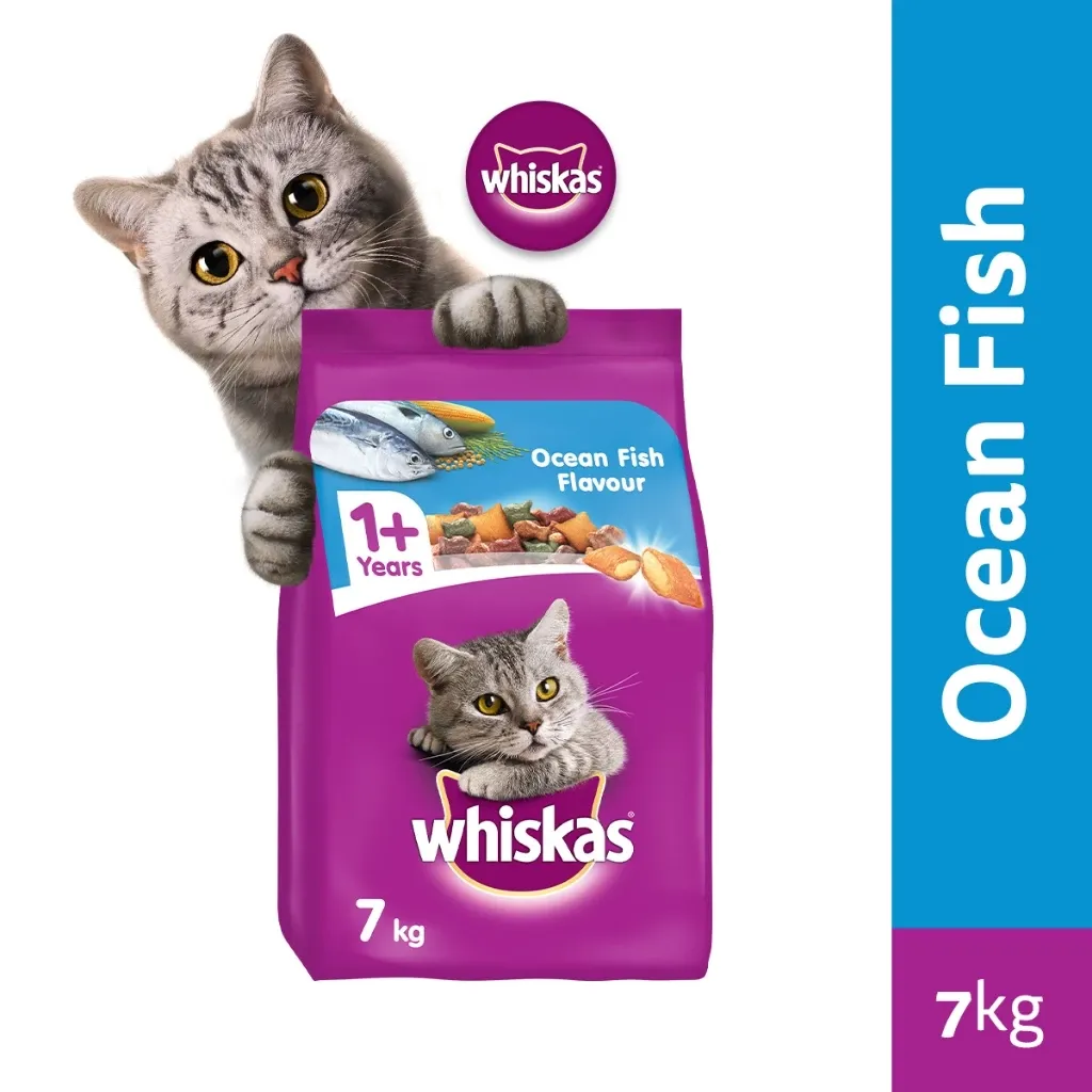 WHISKAS dry cat food for adult cats, 7kg bag